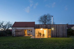 Rodinný dům v Českém středohoří, Molo architekti