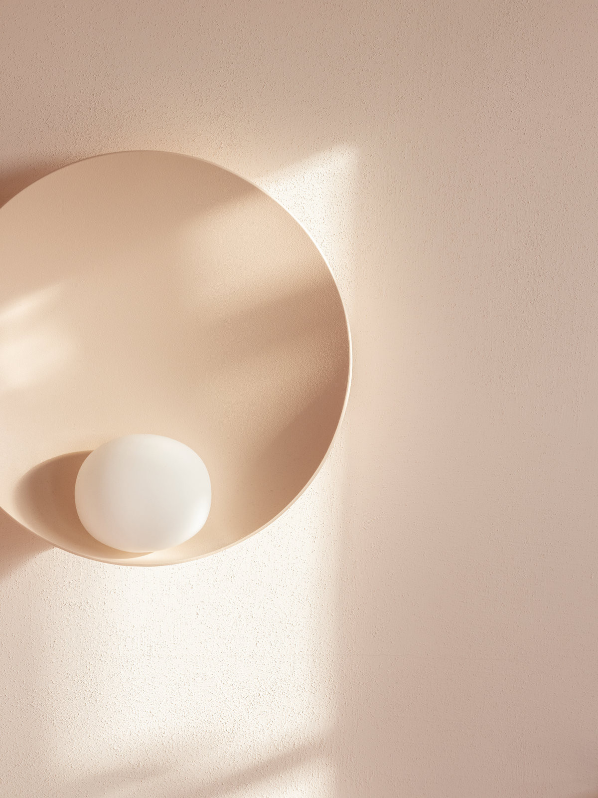 A hru světla (Apartmán Porto San Giorgio; Francesco Valentini )