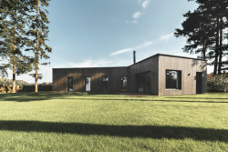 Rodinný dům Mezi stromy, Mio architects.