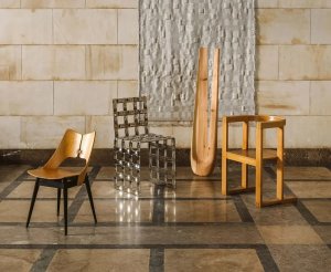 Výstavu Polish Modernism. A struggle for beauty pořádala organizace Vistera Foundation, která se snaží propagovat polský design v zahraničí.