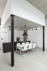 OOOOX, Radka Valová, Lenka Míková, Byt na Výšinách - foto