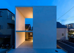 Takuro Yamamoto, Malý dům s velkou terasou - foto