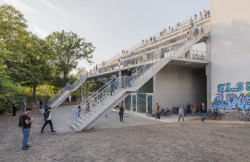 Terrassenahus Berlin/ Lobe Block, Brandlhuber + Emde a Burlon + Muck Petzet Architects