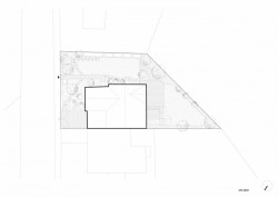 Vila Trojúhelník, Studio AEIOU, situace