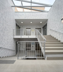 Centrum materiálů, mechaniky a technologií bylo realizováno jako součást projektu RE:START zaměřeného na restrukturalizaci Ústeckého, Moravskoslezského a Karlovarského kraje