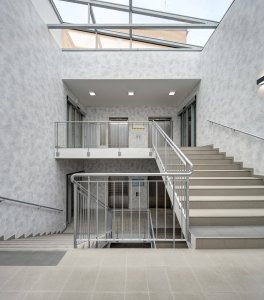 Centrum materiálů, mechaniky a technologií bylo realizováno jako součást projektu RE:START zaměřeného na restrukturalizaci Ústeckého, Moravskoslezského a Karlovarského kraje