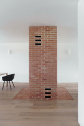 Interiér (Nástavba se zahradou v Praze-Dejvicích, Nácházel architekti)