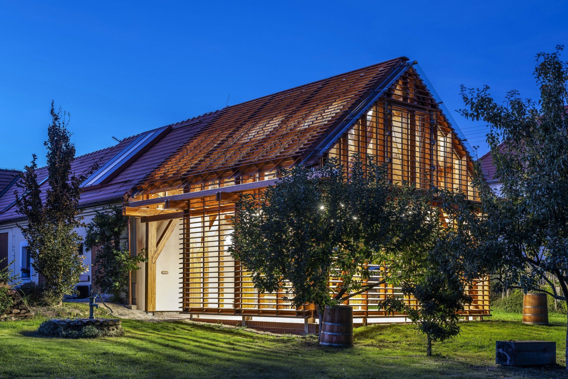 Přístavba v Jižních Čechách, Huť architektury Martin Rajniš