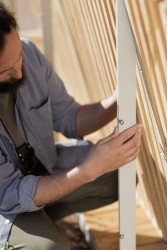 Nový produkt společnosti mmcité Platform vybízí k posezení uprostřed města.