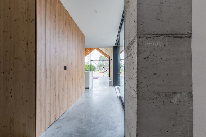 Atypické dveře od SAPELI