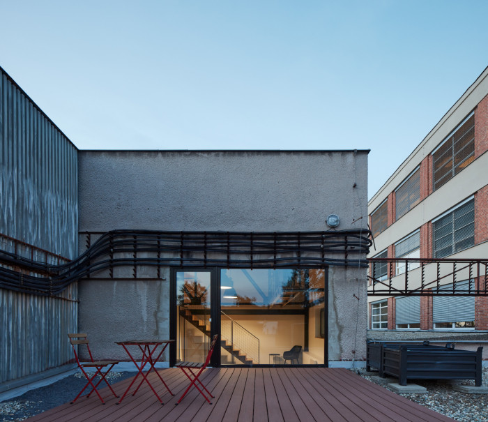 Konverze průmyslového objektu na kreativní prostor Barevna