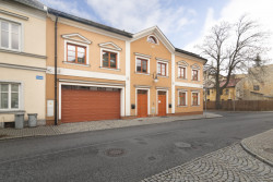 Ordinace lékařů s bytovou jednotkou