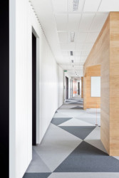 VRTIŠKA • ŽÁK, Interiéry společnosti Avast – foto