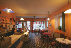 Pivovar Falkenštejn, interiér před rekonstrukcí.