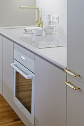 Interiér bytu v Oldřichově ulici v Praze od studia Prostor Interiors