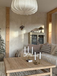 Zuzana Kaščáková zrekonstruovala starý rodinný dům v drobné obci Sány.