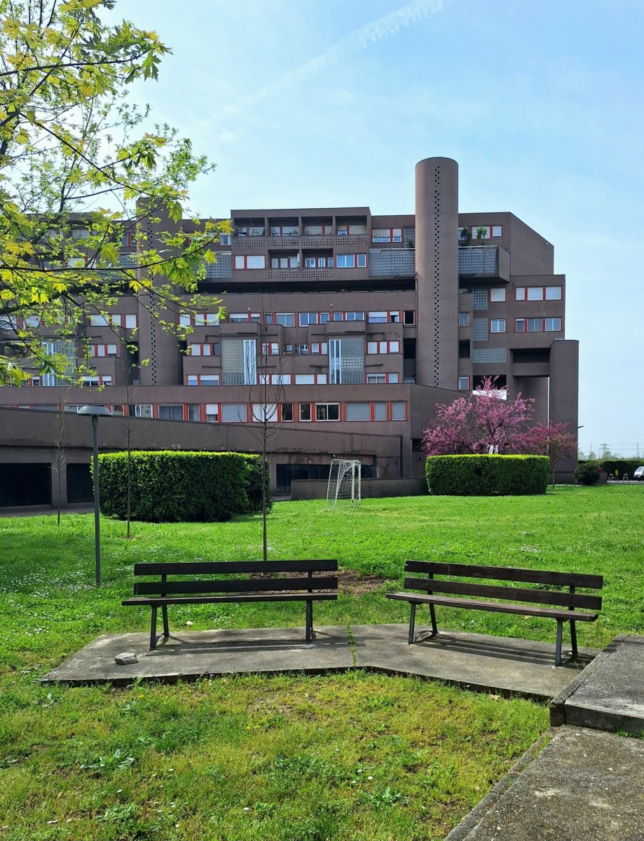 Obytný komplex Monte Amiata, Carlo Aymonino a Aldo Rossi, 1967-1974