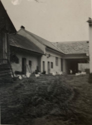 Rekonstrukce a přístavba rodinného domu v Lozorně, MAPA: Historická fotografie