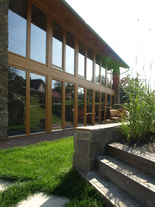 Dům v sadu, Radek Hadrbolec.