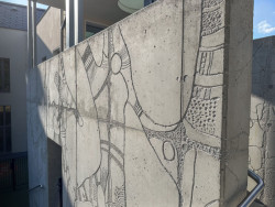 Detail na fásádě Mateřské školy ve Šternberku