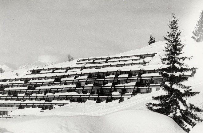 Charlotte Perriand - komplex Les Arcs (1982)