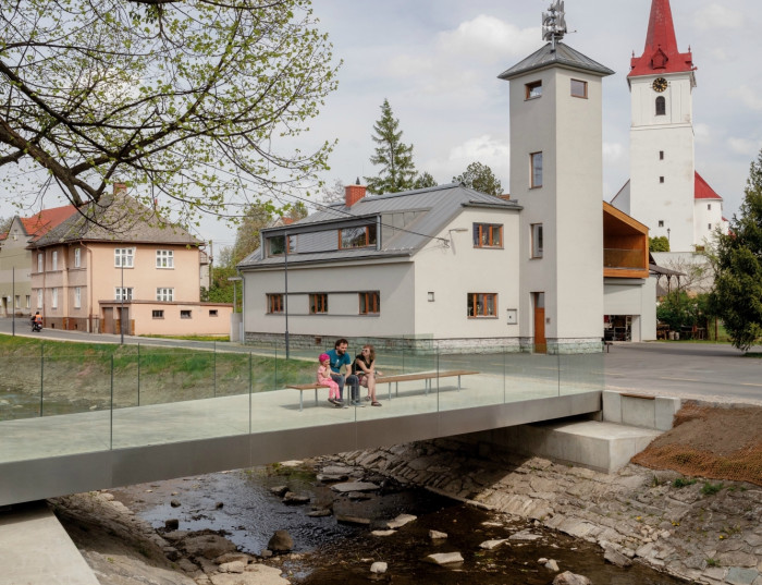 Lávka v Palkovicích od Kamil Mrva Architects