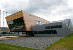 Tomáš Šenberger, Tomáš Med, UNIVERZITNÍ CENTRUM ENERGETICKY EFEKTIVNÍCH BUDOV ČVUT - foto