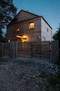 Rodinný dům v Hradišťku, XYLO Atelier / Jakub Loučka