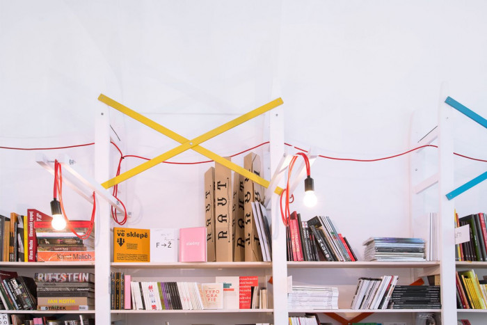 Mjölk architekti, Bookstore Artmap – foto