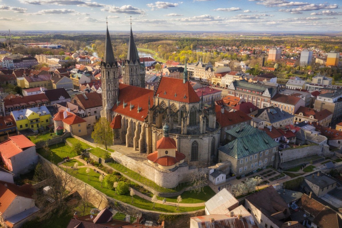 Město Kolín a kolínská farnost ve spolupráci zrevitalizovaly Bartolomějské návrší - Národní památkový úřad je za to nominoval na cenu.