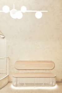 Architektky usilovaly o to, aby vybavení působilo lehce a svými neutrálními barvami nechalo vyniknout vystavované předměty