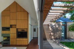 Víkendový dům v Algyő, ANDRÁS VARSÁNYI, PÉTER POZSÁR, NORBERT VAS