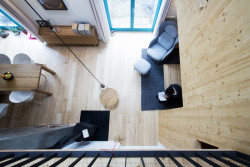 Dům s hnízdem, MAJO, Foto