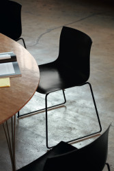 Židle Catifa Carta od Arper