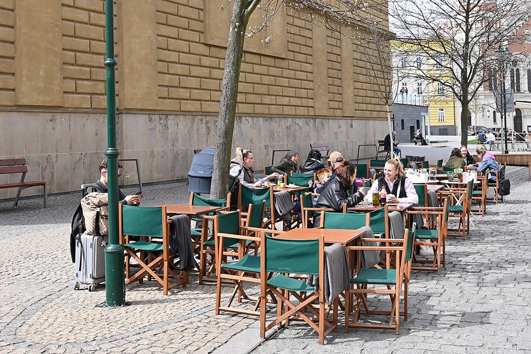 Město vydalo Manuál pro restaurační a kavárenské předzahrádky