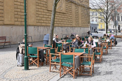 Město vydalo Manuál pro restaurační a kavárenské předzahrádky