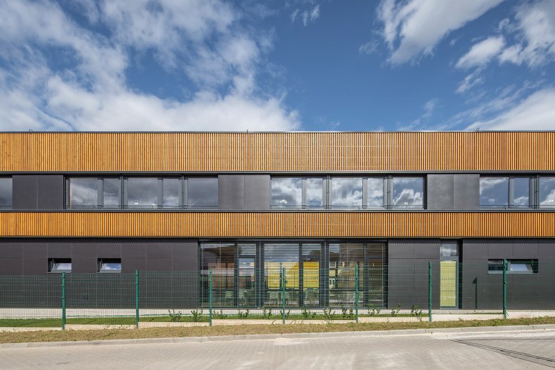 Pavilon ZŠ Smečno, LCArch s.r.o. - foto