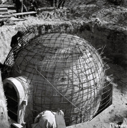 Rozestavěný balonový bunkr, Ivo Vondrovský