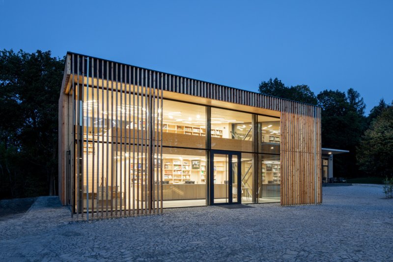 Informační centrum Trojanovice od Kamil Mrva Architects