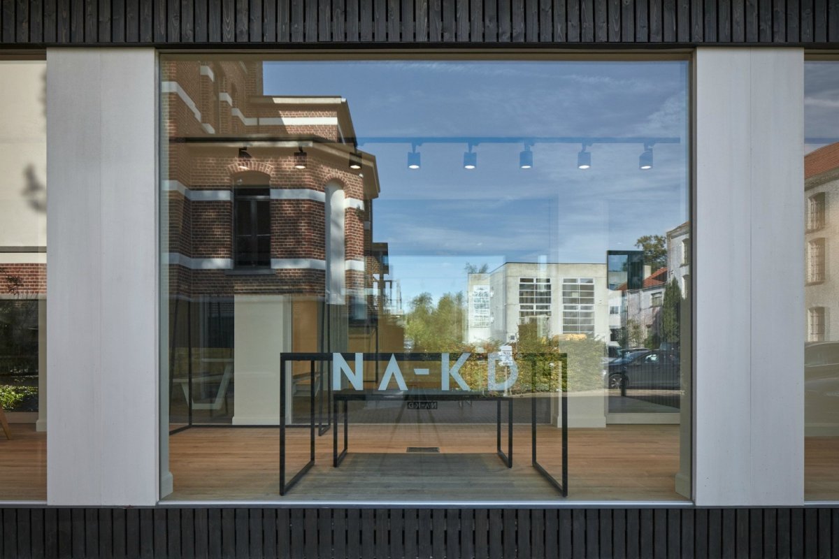 Showroom firmy GAB, Ark-shelter / Martin Mikovčák