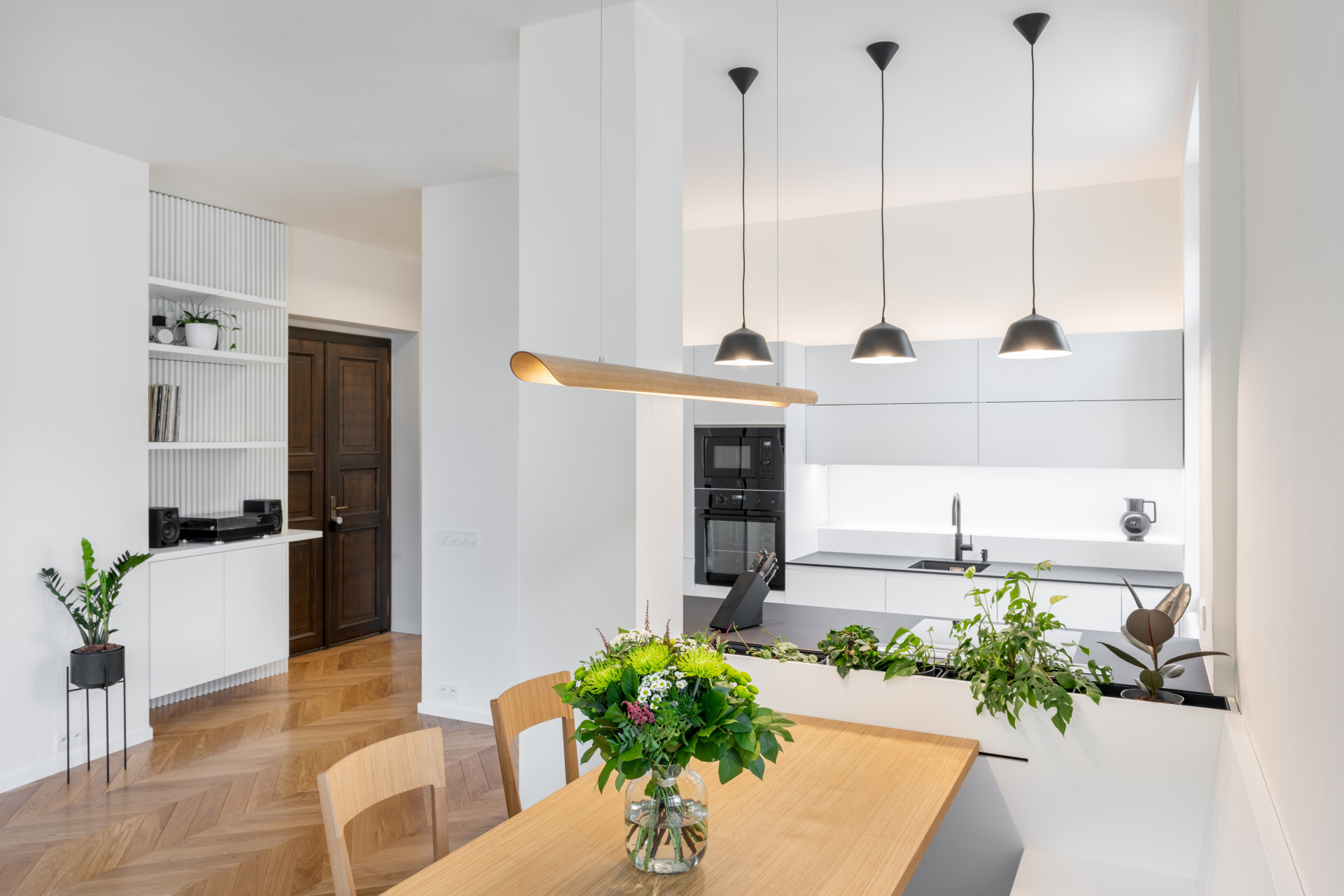 Interiér bytu na Letné od studia 2MAD