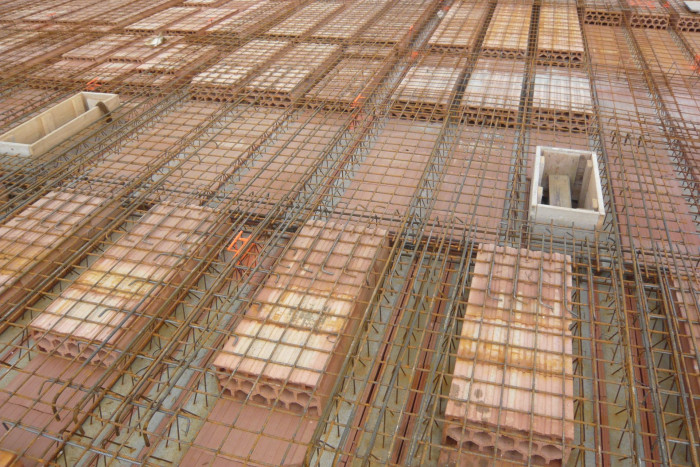 Realizace za použití stropní vložky MIAKO