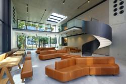 IO Studio, Dostavba atria Provozně ekonomické fakulty ČZU v Praze – foto