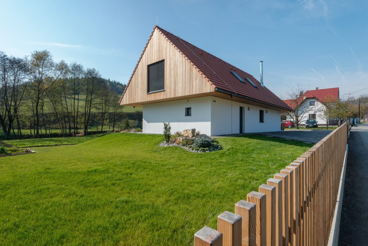 Chata Z, COMPASS architekti / Matej Grébert, Miroslava Gašparová, Roman Čambál, Peter Dostál, Juraj Benetin