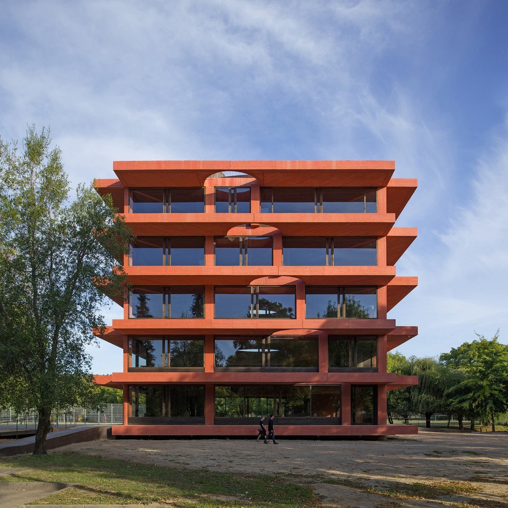 Inovační centrum od dvojice Pezo von Ellrichshausen z Chile