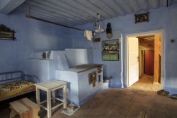 Původní kamna (Roubená chalupa Strašín)