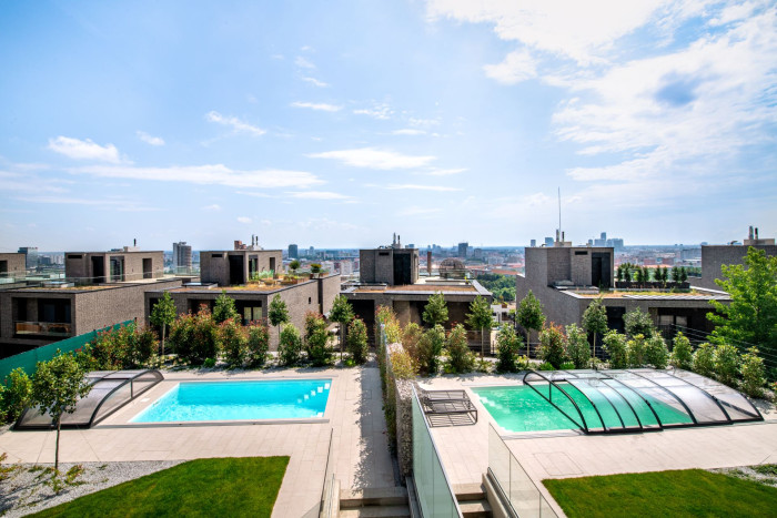 Laminátové bazény s posuvným zastřešením 