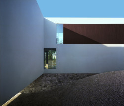 Robert Konieczny, KWK Promes, Aatrial House, foto