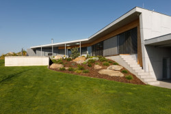 Rodinný dům v Českých Budějovicích, Ateliér Vostracký