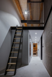 Nyní stavby prošly rekonstrukcí a výraznou konverzí. V bývalé lakýrnické dílně dnes funguje víceúčelový prostor s galerií, vinným barem a wellness. (Konverze Pípalova malířství v Humpolci; MA Studio)